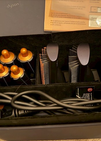 Dyson Airwrap Complete Saç Şekillendirici Seti Siyah - Görsel 13