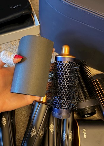 Dyson Airwrap Complete Saç Şekillendirici Seti Siyah - Görsel 2