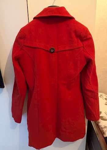 Kırmızı Çift Düğmeli Kaban - Görsel 2