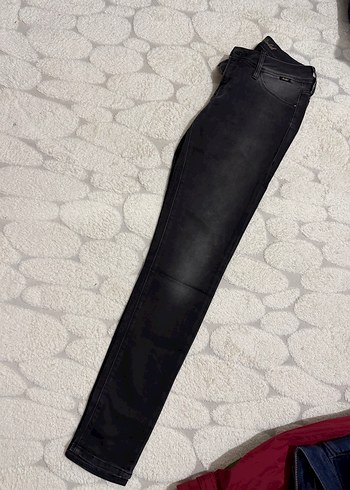 Siyah Kadın Klasik Kesim Jean - Görsel 2