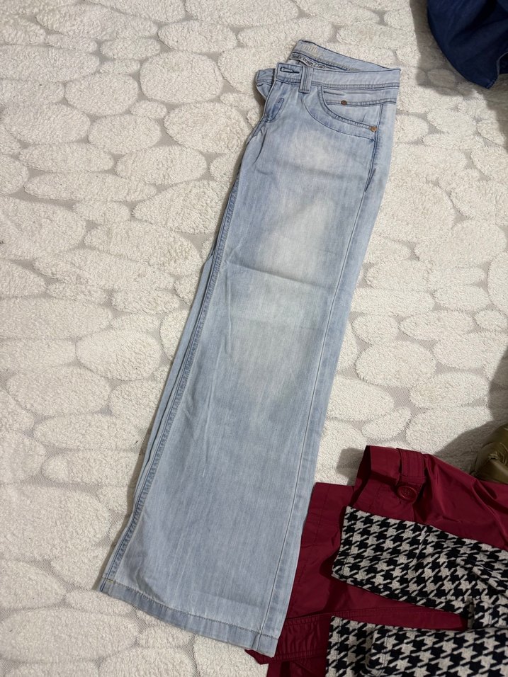 Açık mavi Düz Kesim Kadın Kot Pantolon - Görsel 2