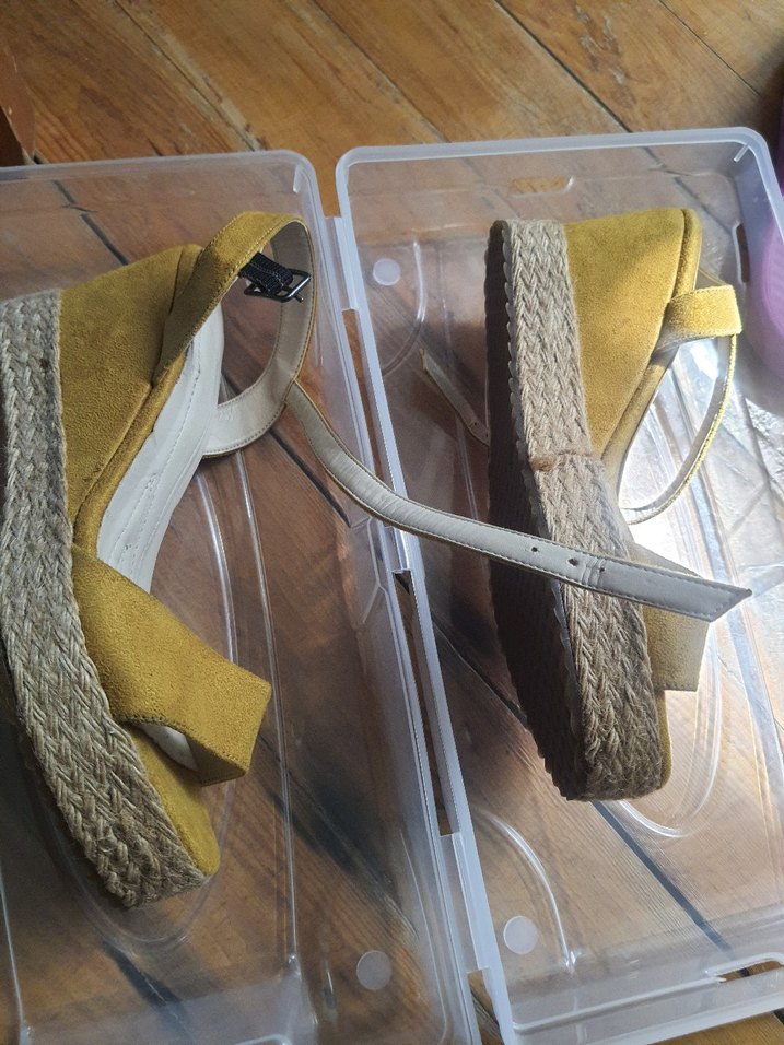 Sarı Süet Dolgu Topuklu Kadın ayakkabı - Görsel 3