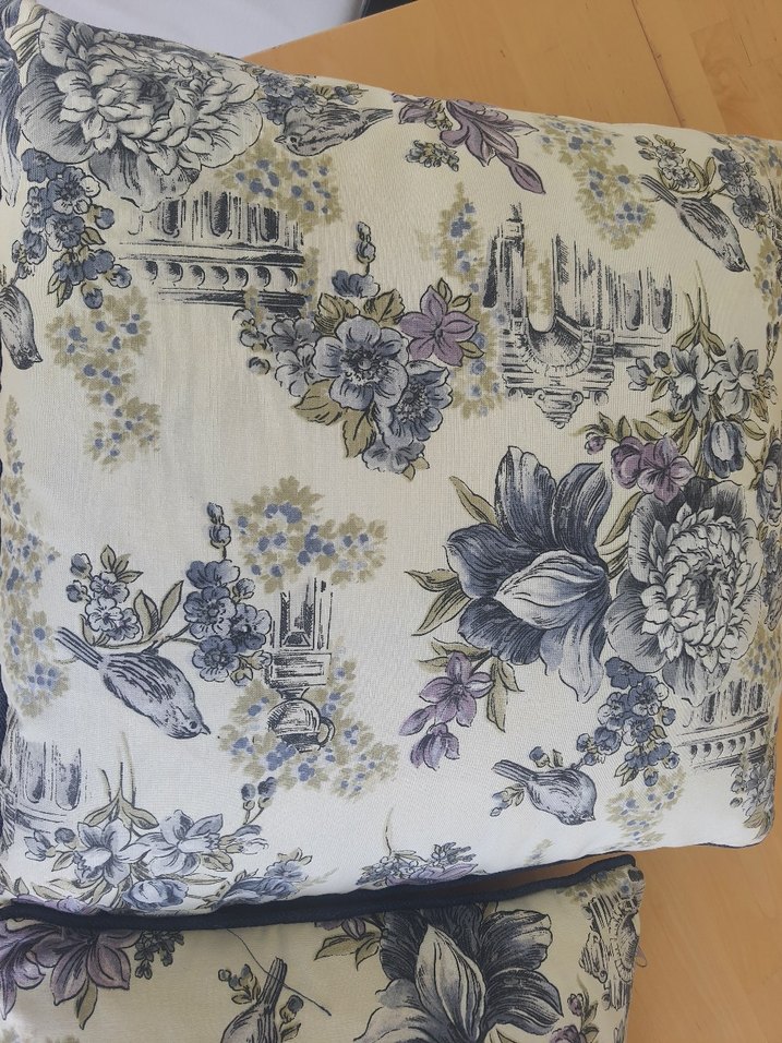 Mavi Pastel Çiçek Desenli Kırlent 2 adet - Görsel 4