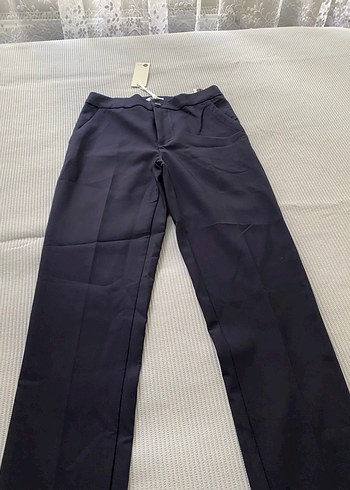 Kadın Lacivert Pilili Kumaş Pantolon