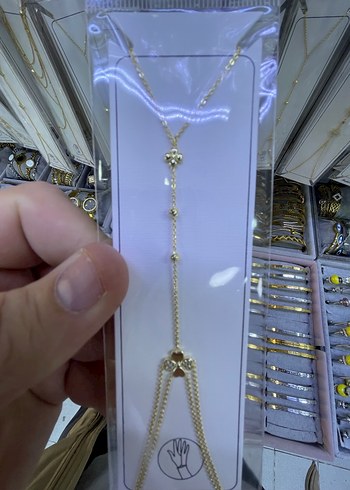 Zincir Detaylı Altın Renk Kadın El Zinciri - Görsel 4