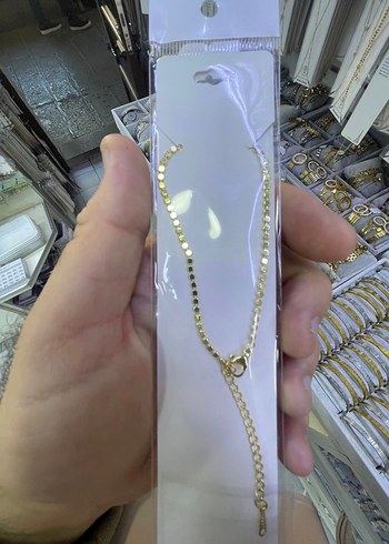 Uzun Zincir Detaylı Altın Renkli Yılan Desenli Kolye - Görsel 3