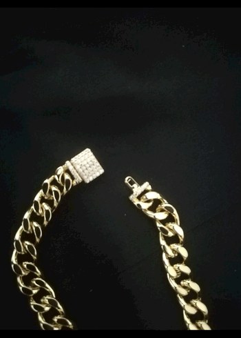 Zincir Detaylı Altın Renkli Kadın Bileklik - Görsel 2