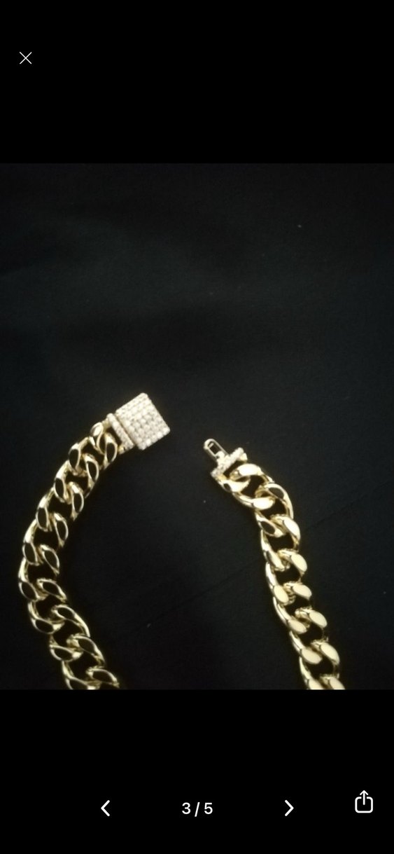 Zincir Detaylı Altın Renkli Kadın Bileklik - Görsel 2