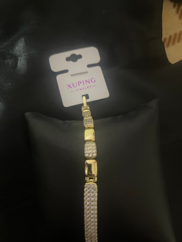 Zincir Detaylı Altın Rengi Kadın Bileklik - Görsel 2