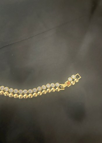 Zincir Detaylı Parlak Altın Kadın Bileklik - Görsel 2