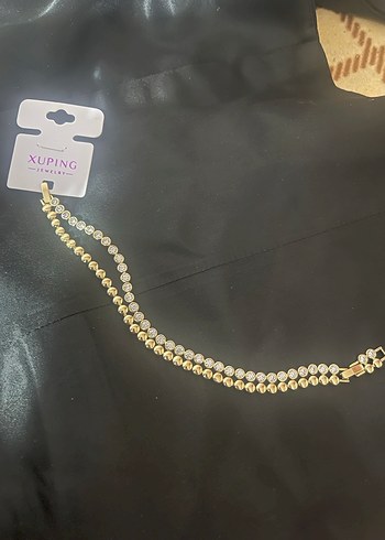 Zincir Detaylı Parlak Altın Kadın Bileklik - Görsel 5