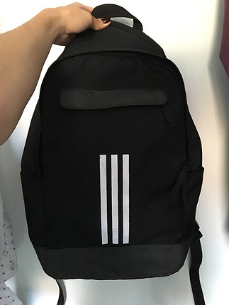 Adidas sırt çantası