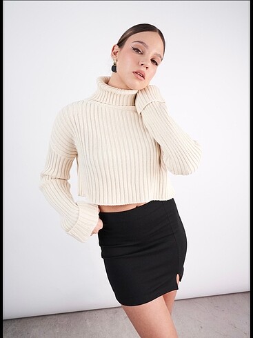 Krem crop kazak