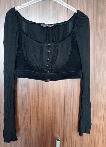 GOTİK CROP, KADİFE VE PENYE DETAYLI