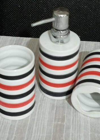 Beden PORSELEN BANYO SETİ