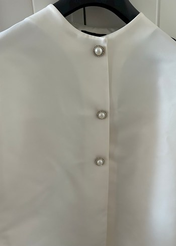 Düğmeli Beyaz Saten Gömlek - Görsel 3