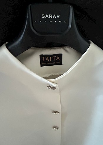 Düğmeli Beyaz Saten Gömlek - Görsel 2