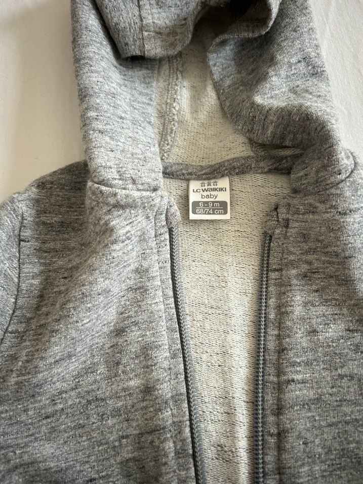 Gri Kapüşonlu Fermuarlı Bebek Takımı - Görsel 4