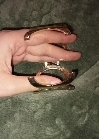 Zincir Detaylı Altın Renk Vintage Bileklik - Görsel 3