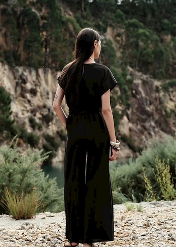 Siyah İpli Uzun Bol Kesim Kadın Tulum - Görsel 3