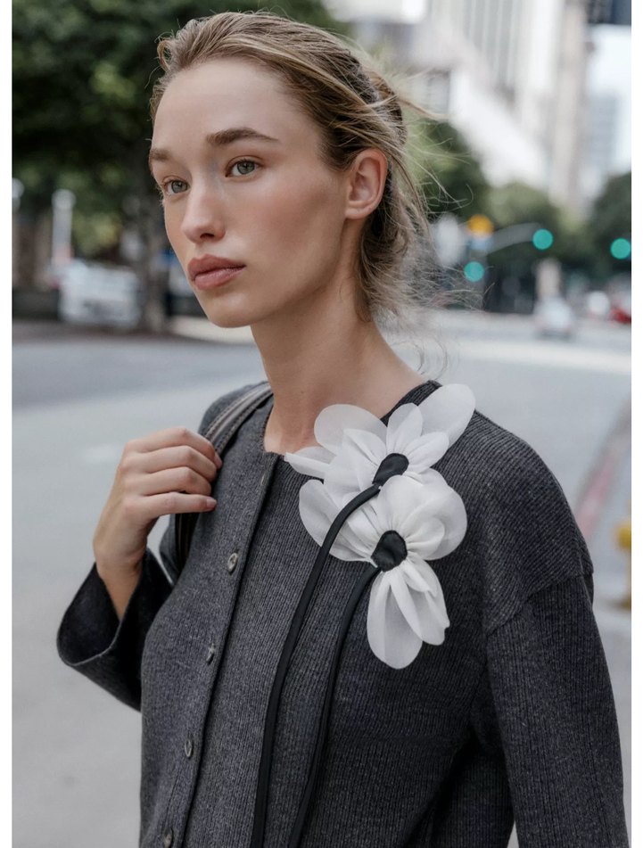 Gri Düğmeli Kadın Midi Hırka - Görsel 2