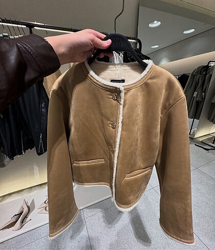 Zara Zara altın düğmeli mont