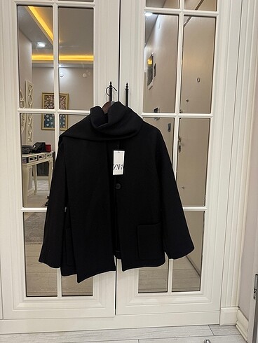 l Beden Zara atkılı kaban
