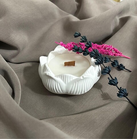 Lotus mum