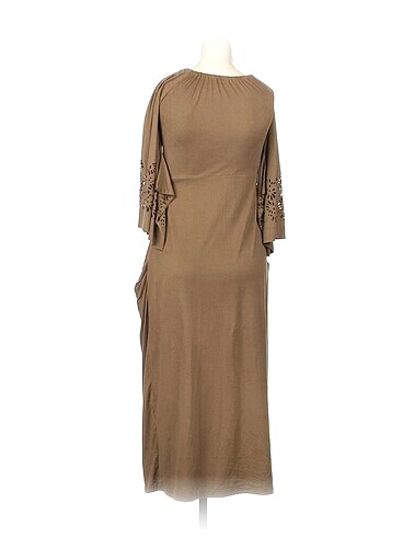 m Beden PreLoved Uzun Elbise %70 İndirimli.