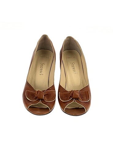 40 Beden Diğer Stiletto %70 İndirimli.