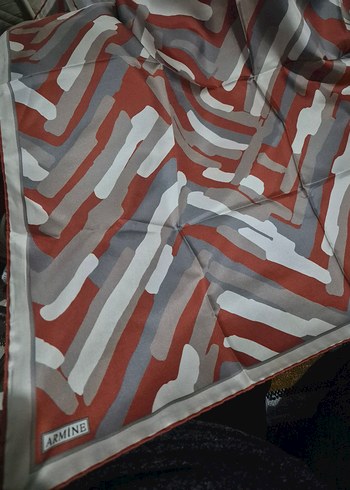 armine ipek eşarp - Görsel 2