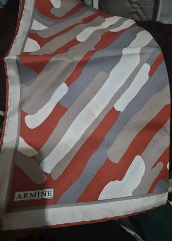 armine ipek eşarp - Görsel 4