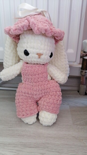 Amigurumi coton ipli bahçıvan pantalon şu şapkalı tavşan 