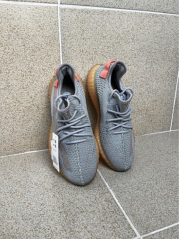 41 Beden Yeezy