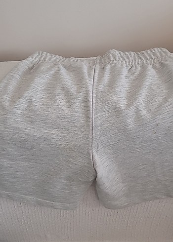 9 Yaş Beden Gri Rahat Kesim Mini Şort
