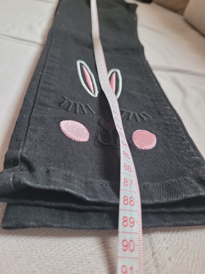 Kızlar için Tavşan Nakışlı Siyah Sevimli Pantolon - Görsel 3