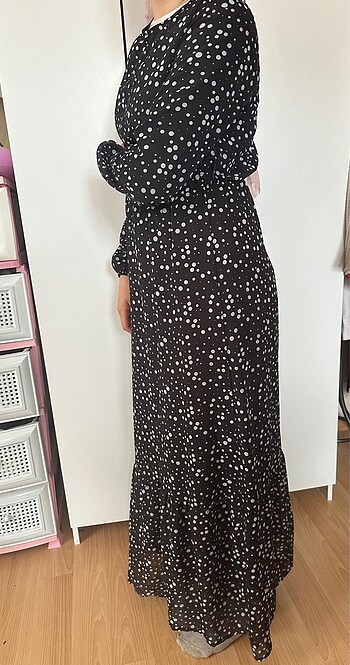 s Beden Kadın siyah puantiyeli şifon elbise