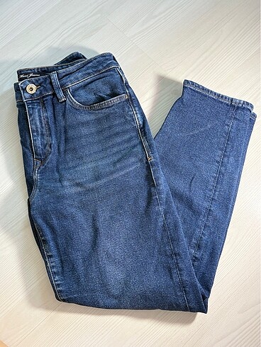 Mom Jean