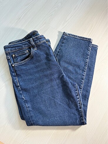 Mom Jean
