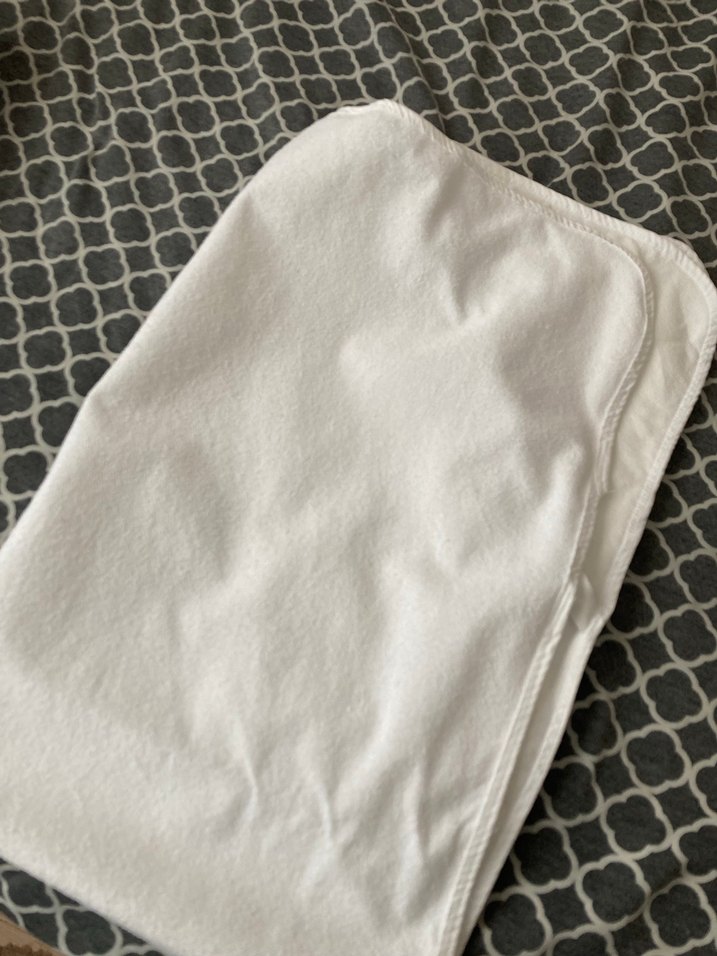 Beyaz Bebek Sıvı Geçirmez Alez - Görsel 4