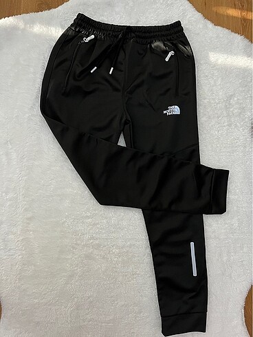 l/xl Beden The North face eşofman altı