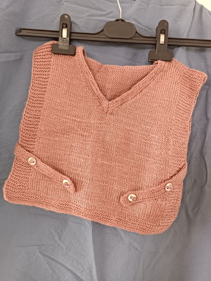 Kız Çocuk V Yaka Düğmeli Triko Süveter el orgusu - Görsel 3