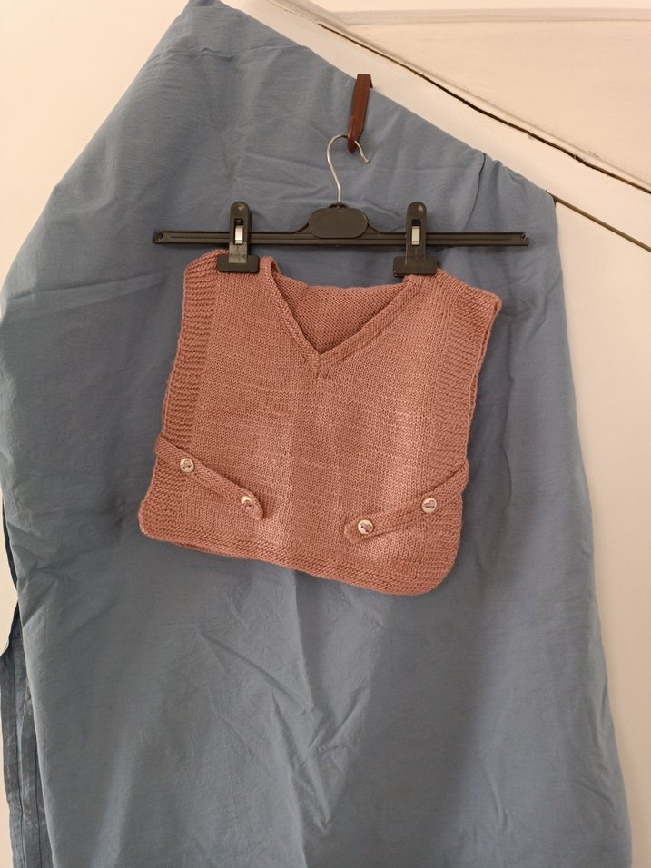 Kız Çocuk V Yaka Düğmeli Triko Süveter el orgusu - Görsel 4