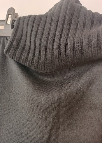 siyah Kadın Keten Pilili Triko - Görsel 3