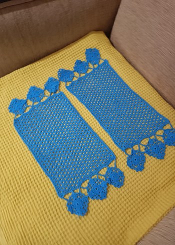 Mavi Örgü El Yapımı Masa Örtüsü - Görsel 2