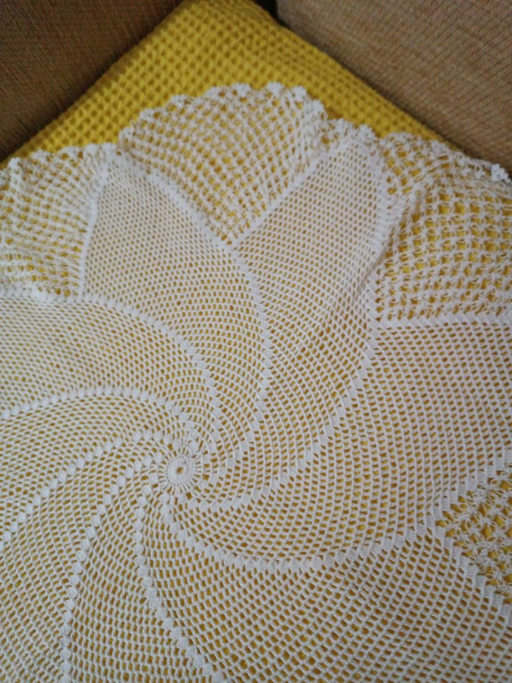 El Yapımı Beyaz Bohem Dantel Örtü - Görsel 3