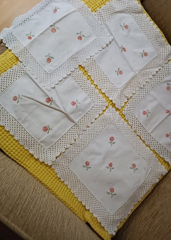 İşlemeli Beyaz Masa Örtüsü - Görsel 6