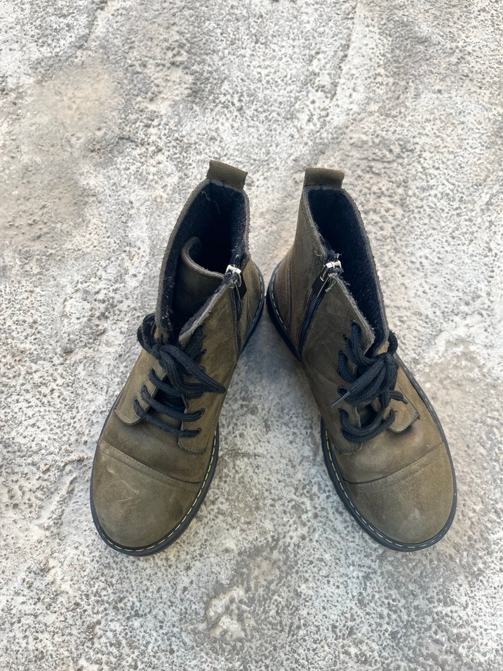 Haki Süet Kadın Bot - Görsel 2