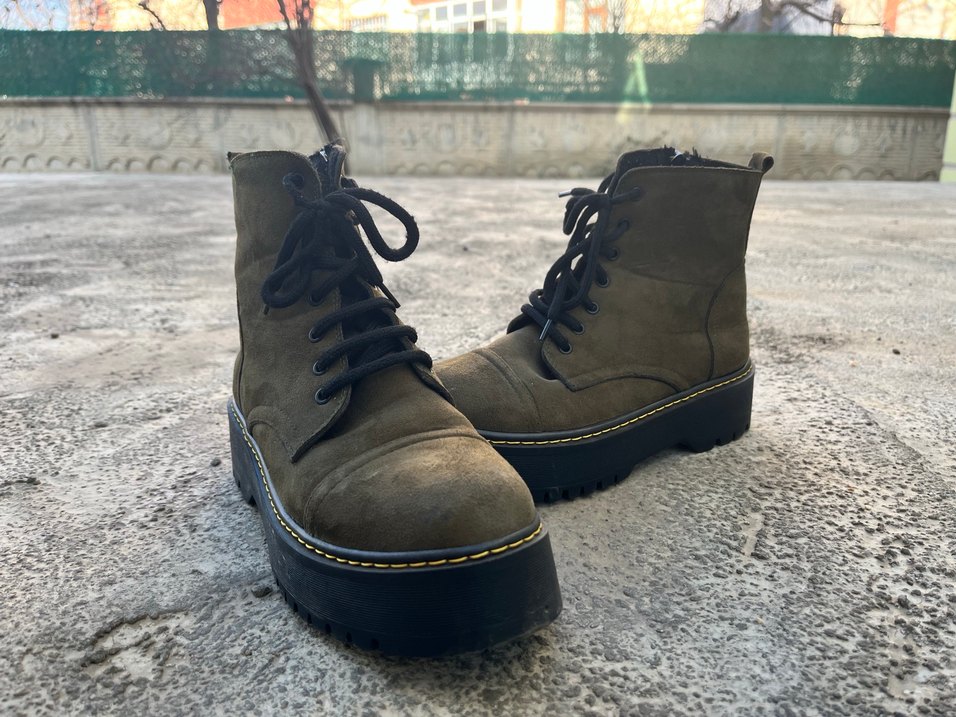 Haki Süet Kadın Bot - Görsel 3