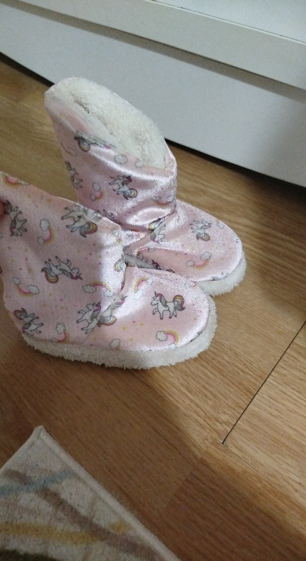 Peluş İç Astarlı Pembe Kız Çocuk Ev Terliği - Görsel 4